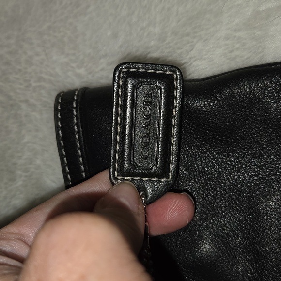 Coach Vintage all black leather hobo absolutely NO CALL OUTS 05 - Picture 2 of 9